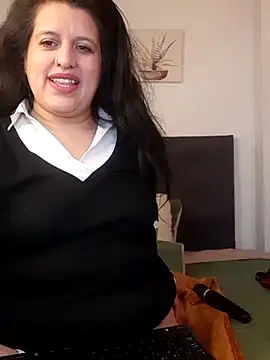 Andrea secret  online show from 13, 3, 2026