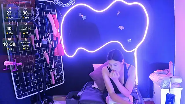 Snapshot of Mistress_Megan_BDSM chatting on 6, 10, 2025 Mistress Megan BDSM online show from 6, 10, 2025