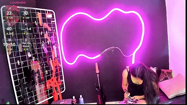 Snapshot of Mistress_Megan_BDSM chatting on 20, 10, 2025 Mistress Megan BDSM online show from 20, 10, 2025