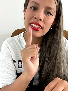 Snapshot of EMILIIA_RICHTER__ chatting on 9, 10, 2025 EMILIIA RICHTER   online show from 9, 10, 2025