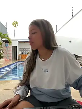 Snapshot of EMILIIA_RICHTER__ chatting on 12, 10, 2025 EMILIIA RICHTER   online show from 12, 10, 2025