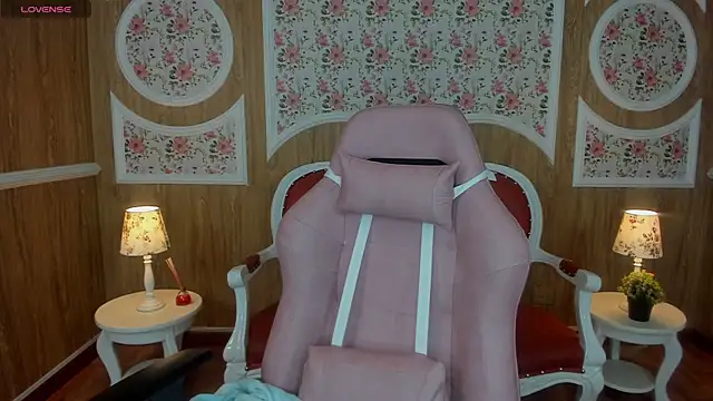 Snapshot of KonnyDesire chatting on 25, 9, 2025 KonnyDesire online show from 25, 9, 2025