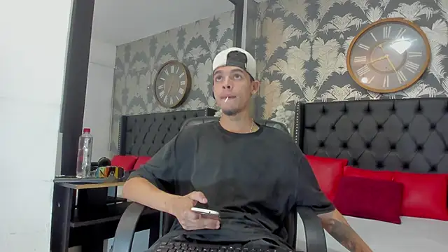 Snapshot of Alan_Smitthy chatting on 22, 9, 2025 Alan Smitthy online show from 22, 9, 2025