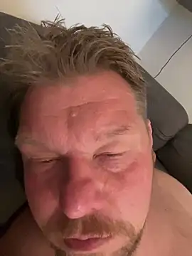 Snapshot of fetter_Daddy_Berlin chatting on 15, 9, 2025 fetter Daddy Berlin online show from 15, 9, 2025