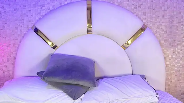 Snapshot of paulina_cano chatting on 16, 9, 2025 paulina cano online show from 16, 9, 2025