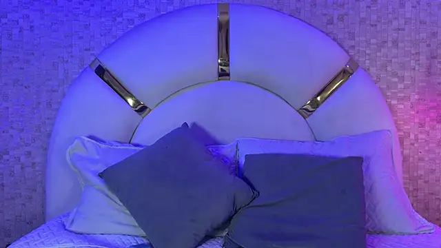 Snapshot of paulina_cano chatting on 22, 9, 2025 paulina cano online show from 22, 9, 2025