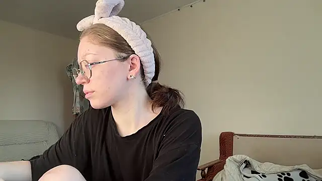 Snapshot of MargarettNewbie chatting on 26, 9, 2025 MargarettNewbie online show from 26, 9, 2025