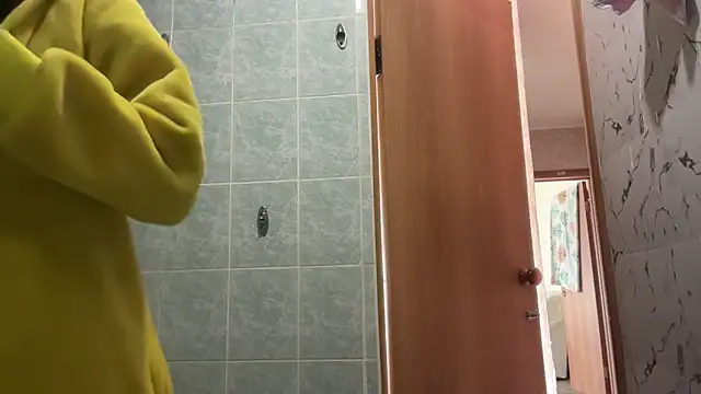 Snapshot of MargarettNewbie chatting on 29, 9, 2025 MargarettNewbie online show from 29, 9, 2025