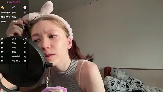 Snapshot of MargarettNewbie chatting on 22, 10, 2025 MargarettNewbie online show from 22, 10, 2025