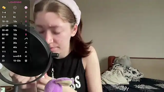 Snapshot of MargarettNewbie chatting on 31, 10, 2025 MargarettNewbie online show from 31, 10, 2025