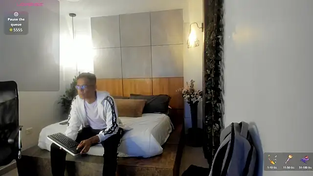 Snapshot of JacobDraven chatting on 16, 11, 2025 JacobDraven online show from 16, 11, 2025