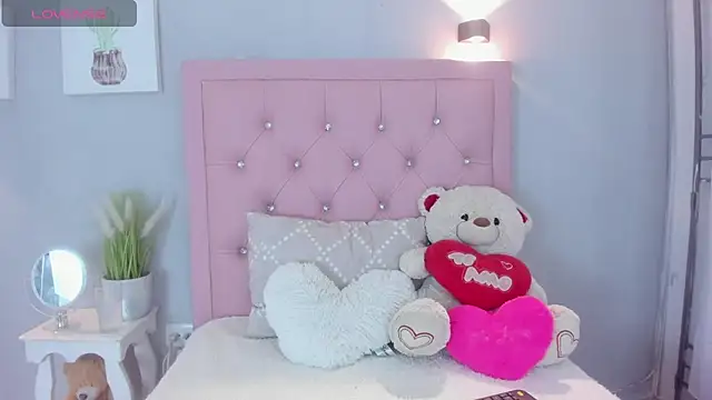 InnocentVibes online show from 7, 10, 2025