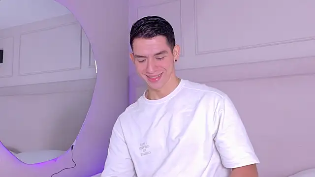 Snapshot of ZaneDawson chatting on 24, 9, 2025 ZaneDawson online show from 24, 9, 2025