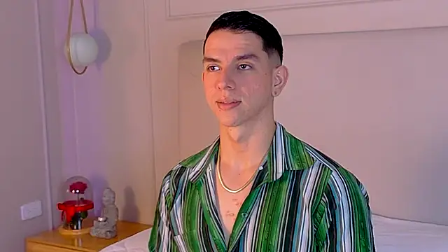 Snapshot of ZaneDawson chatting on 31, 10, 2025 ZaneDawson online show from 31, 10, 2025