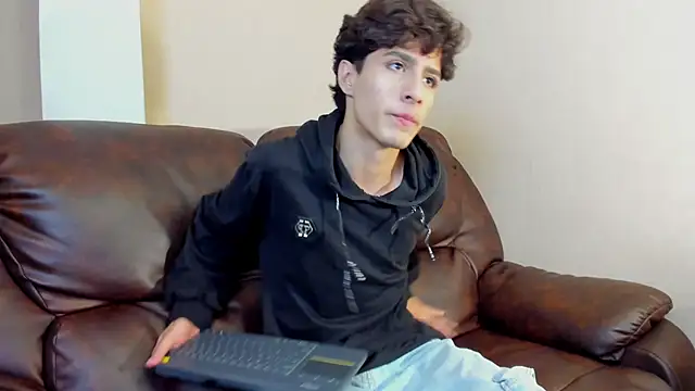 Xam Collen online show from 14, 11, 2025