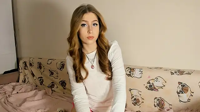 Snapshot of LinhStirna chatting on 18, 10, 2025 LinhStirna online show from 18, 10, 2025