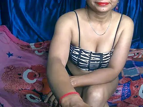 Snapshot of Sangeetha5 chatting on 2, 11, 2025 Sangeetha5 online show from 2, 11, 2025