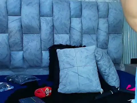 Snapshot of sofiagutierrez__ chatting on 28, 9, 2025 sofiagutierrez   online show from 28, 9, 2025