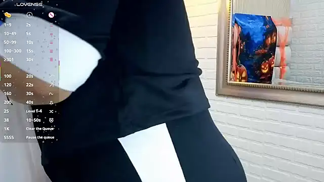 Snapshot of sofiagutierrez__ chatting on 13, 10, 2025 sofiagutierrez   online show from 13, 10, 2025