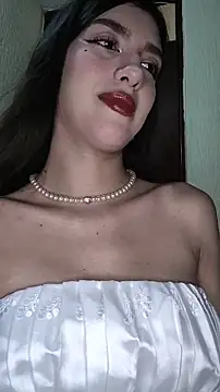 Emily-hottson online show from 11, 1, 2026