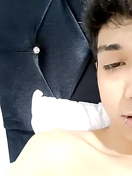 Snapshot of LeySmithVC chatting on 3, 10, 2025 LeySmithVC online show from 3, 10, 2025