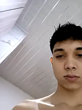 Snapshot of LeySmithVC chatting on 4, 10, 2025 LeySmithVC online show from 4, 10, 2025