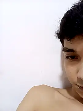 Snapshot of LeySmithVC chatting on 17, 10, 2025 LeySmithVC online show from 17, 10, 2025