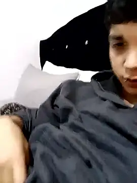 Snapshot of LeySmithVC chatting on 22, 10, 2025 LeySmithVC online show from 22, 10, 2025