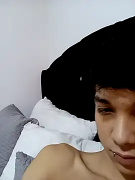 Snapshot of LeySmithVC chatting on 26, 10, 2025 LeySmithVC online show from 26, 10, 2025