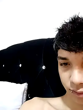 Snapshot of LeySmithVC chatting on 30, 10, 2025 LeySmithVC online show from 30, 10, 2025