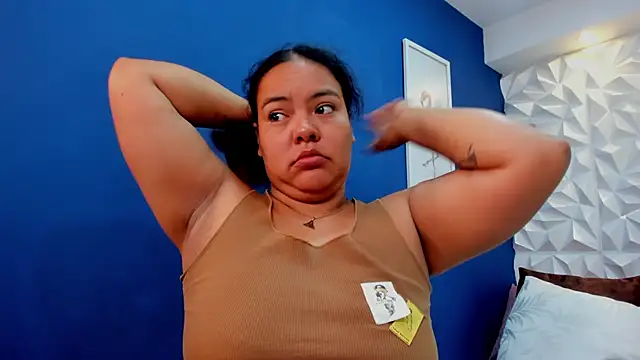 Snapshot of freya_cole_ chatting on 24, 10, 2025 freya cole  online show from 24, 10, 2025