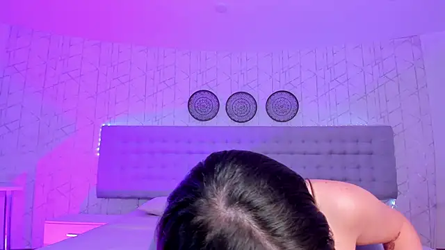 SofiaFontaiine online show from 4, 2, 2026