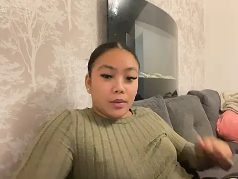 Snapshot of MissCherryyxox chatting on 25, 9, 2025 MissCherryyxox online show from 25, 9, 2025