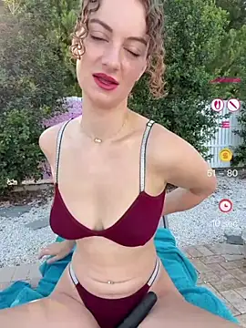 Snapshot of CurlyChloe chatting on 20, 7, 2026 CurlyChloe online show from 20, 7, 2026