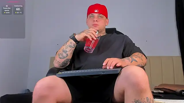 Snapshot of denis_munera chatting on 20, 12, 2025 denis munera online show from 20, 12, 2025