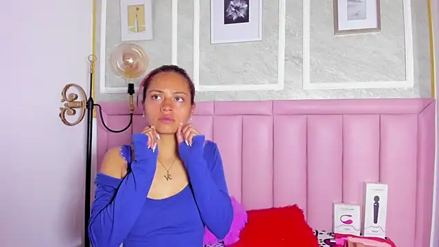 Snapshot of HoollyHendrix chatting on 17, 1, 2026 HoollyHendrix online show from 17, 1, 2026