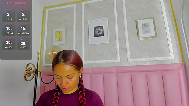 Snapshot of HoollyHendrix chatting on 31, 1, 2026 HoollyHendrix online show from 31, 1, 2026