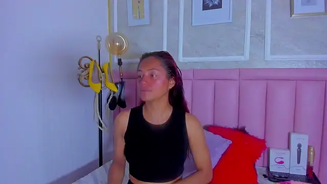 Snapshot of HoollyHendrix chatting on 23, 2, 2026 HoollyHendrix online show from 23, 2, 2026