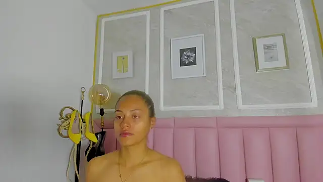 Snapshot of HoollyHendrix chatting on 24, 2, 2026 HoollyHendrix online show from 24, 2, 2026