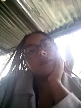 Snapshot of Ebony-Goddess19 chatting on 28, 10, 2025 Ebony-Goddess19 online show from 28, 10, 2025