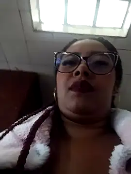 Snapshot of Ebony-Goddess19 chatting on 11, 11, 2025 Ebony-Goddess19 online show from 11, 11, 2025