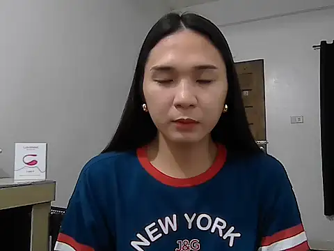 cumslut selena69 online show from 16, 6, 2026
