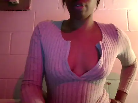 Snapshot of GiGi-Bbe chatting on 22, 9, 2025 GiGi-Bbe online show from 22, 9, 2025