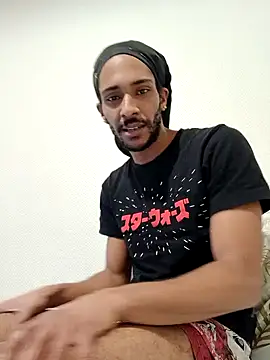 Snapshot of Mikaaa97 chatting on 18, 12, 2025 Mikaaa97 online show from 18, 12, 2025