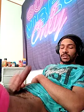 Snapshot of Mikaaa97 chatting on 7, 2, 2026 Mikaaa97 online show from 7, 2, 2026