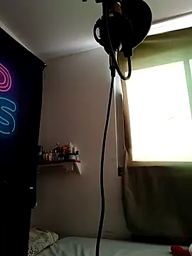 Snapshot of Mikaaa97 chatting on 21, 2, 2026 Mikaaa97 online show from 21, 2, 2026