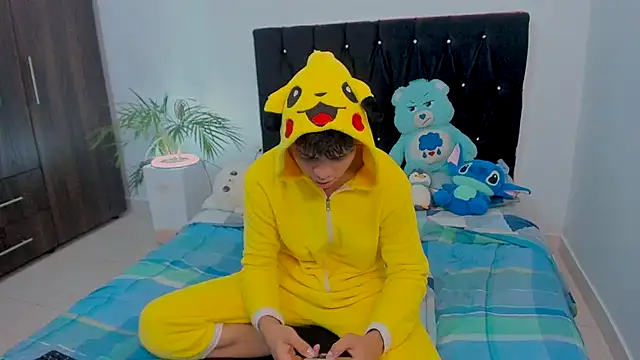 Snapshot of Zacktorres_ chatting on 5, 10, 2025 Zacktorres online show from 5, 10, 2025