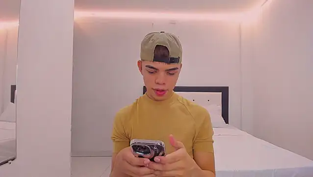 Zacktorres  online show from 7, 2, 2026