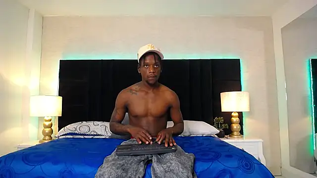SkylerBigxxx online show from 10, 5, 2026