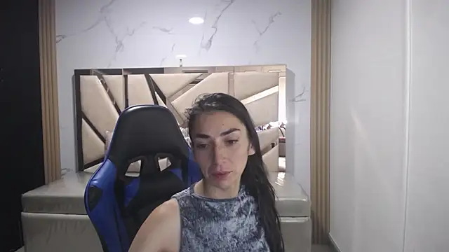 Snapshot of Maily_a_ chatting on 23, 10, 2025 Maily a online show from 23, 10, 2025